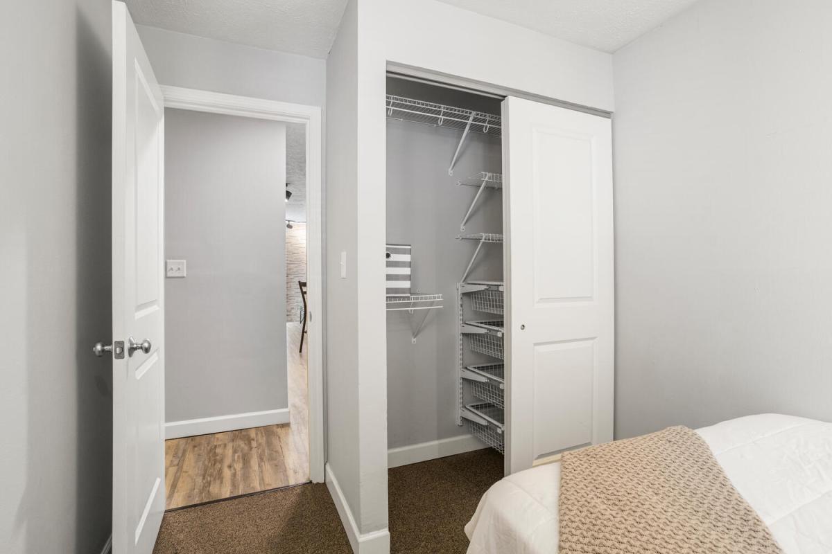 Bedroom 3 Closet