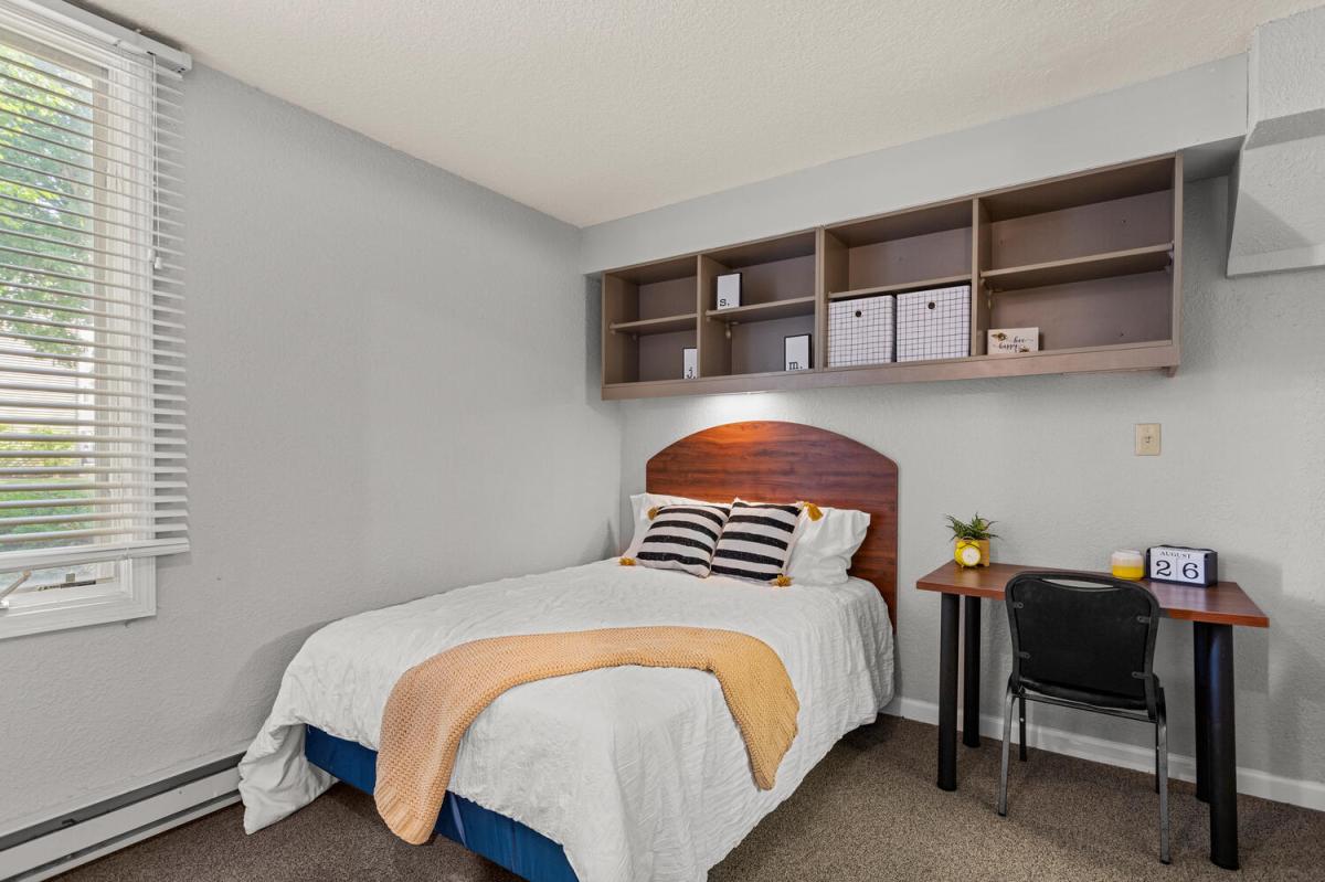 Bedroom and desk